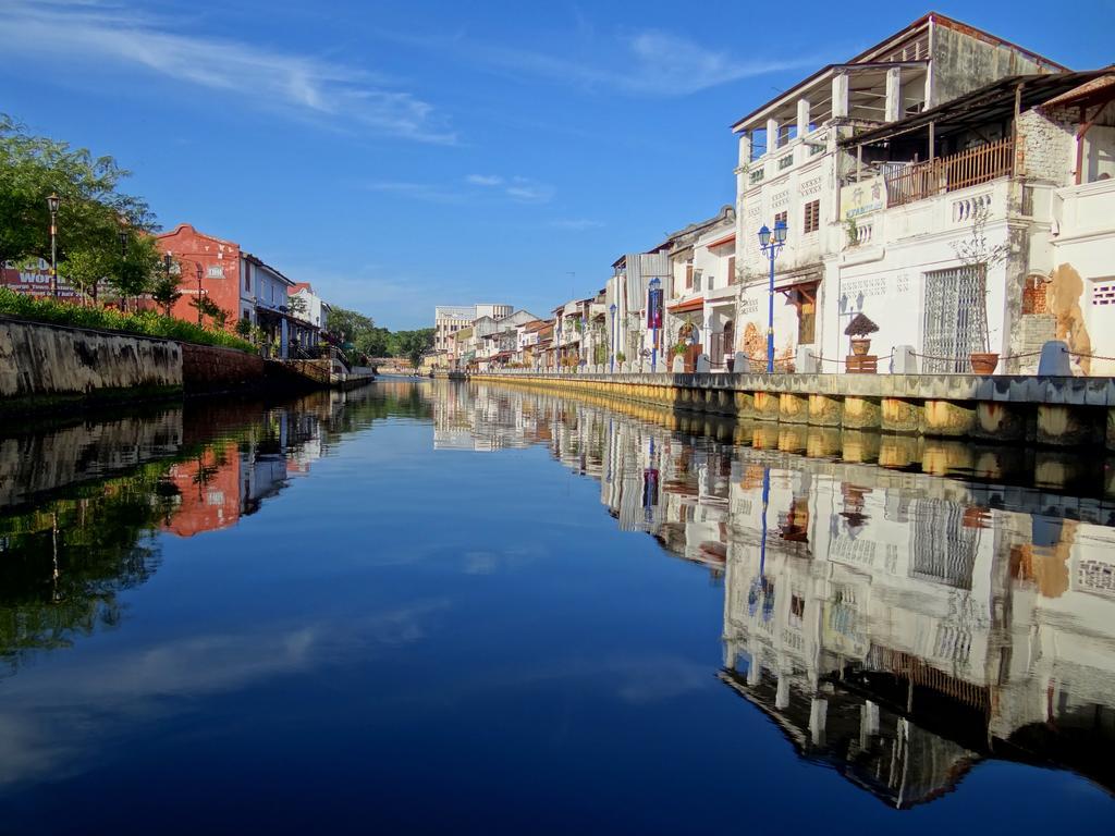 Hallmark Express Hotel Malacca Exterior foto