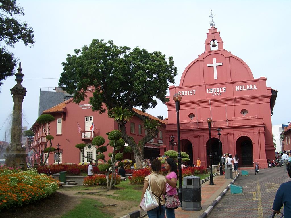 Hallmark Express Hotel Malacca Exterior foto